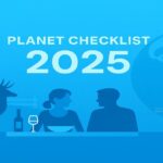 2025年を象徴する地球儀と鹿のシルエットのビジュアルイメージ